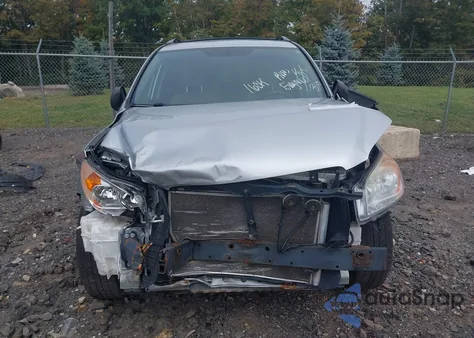 2012 Toyota Rav4 из США, поврежденный, VIN 2T3BF4DV2CW229736